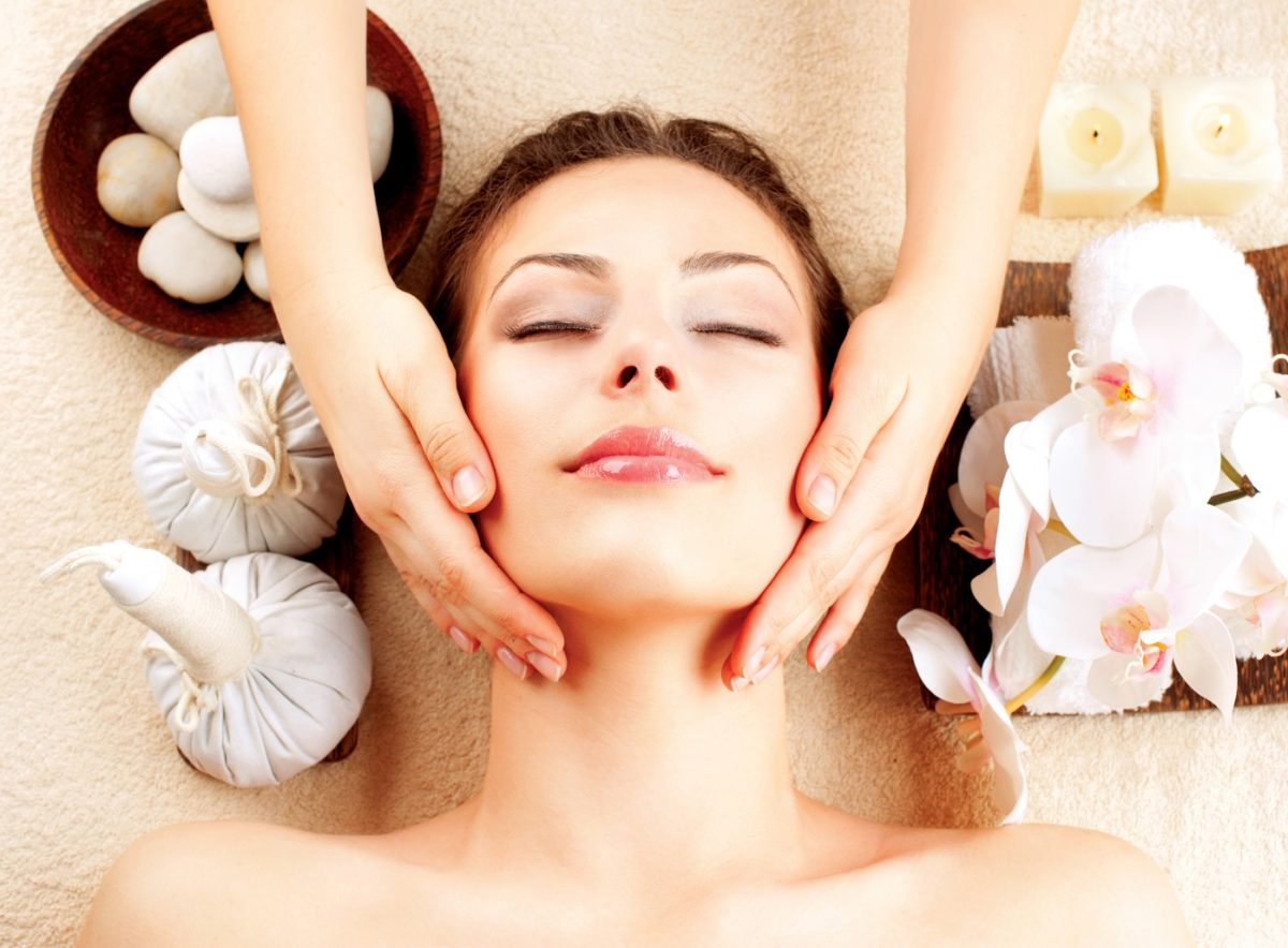 Natural home facials give glowing skin